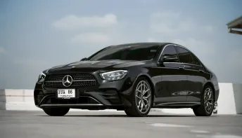 Benz E220d AMG ปี 2022  รถสวย พร้อมใช้งาน เล่มครบ