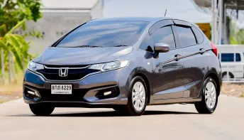 ขายรถยนต์ HONDA Jazz 1.5 i-VTEC 2019 สภาพดี ราคาถูก