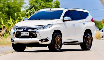 Mitsubishi Pajero Sport 2.5 ปี 2015 SUV สุดแกร่งสภาพเยี่ยม
