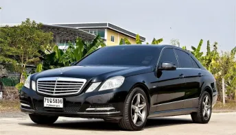 Mercedes-Benz E-Class E200 1.8 ปี 2011 รถมือสองสภาพดี