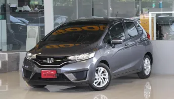 Honda JAZZ 1.5 V+ ปี 2015 รถบ้านมือเดียว ใช้น้อย8x,xxxโล เข้าศูนย์ตลอด ไม่เคยติดแก๊ส ออกรถ0บาท