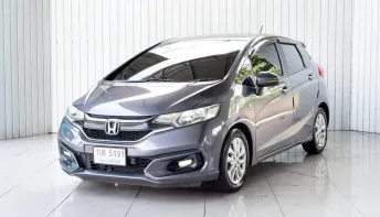 Honda Jazz 1.5 i-VTEC V+ ปี 2017 รถสวย สภาพดี