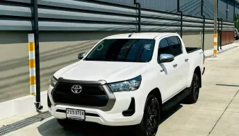 TOYOTA HILUX REVO 2.4 ENTRY PRERUNNER DOUBLE CAB 6AT  ปี 2020 แท้