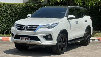 TOYOTA Fortuner 2.8 TRD 4WD ปี 2017