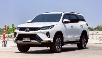 Toyota Fortuner 2.4 Leader 2023 รถ SUV มือสองสภาพดี
