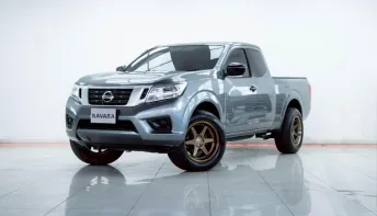 2B384 NISSAN NAVARA 2.5 E CALIBRE CAB MT 2015