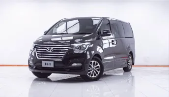 1F152 HYUNDAI H-1 2.5 DELUXE AT 2019