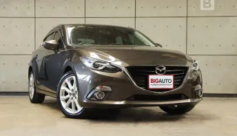 2015 Mazda 3 2.0 S Sports Hatchback AT ไมล์แท้ มือแรกจากป้ายแดง พร้อมสีน้ำตาล Titanium Flash B3067