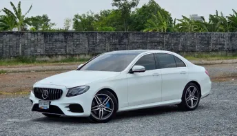 MERCEDES-BENZ E350e Plug-in HYBRID AMG Dynamic [W213] ปี 2017 ดูแลถึง เซอร์วิสศูนย์ ออฟชั่นจัดเต็ม
