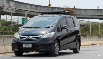 HONDA FREED 1.5 E ( MNC ) ปี 2013 จดทะเบียน 2015