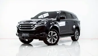 4B228 ISUZU MU-X 3.0 ULTIMATE 2WD AT 2022