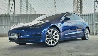 TESLA Model 3 Standard Range + Sedan AT 2020