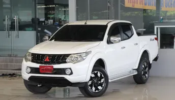 Mitsubishi TRITON 2.4 GLS LTD Plus AUTO ปี2017 รถบ้านแท้ๆ สวยบางเดิมทั้งคัน ไมล์น้อย ไม่เคยบรรทุกของ