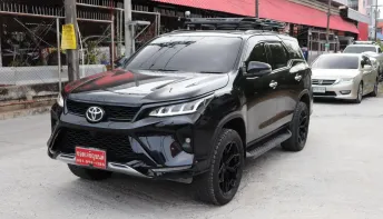 2022 Toyota Fortuner 2.4 V SUV รถบ้านมือเดียว ผ่อน 20,000.-