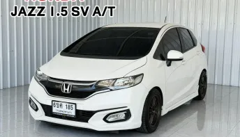 Honda JAZZ 1.5SV i-VTEC รถเก๋ง 5 ประตู รถสภาพดี มีประกัน