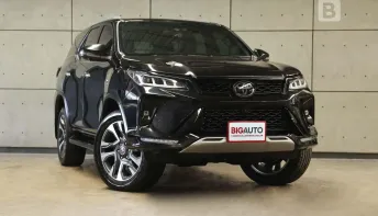 2023 Toyota FORTUNER 2.8 Legender SUV AT ไมล์แท้ 7 หมื่น รับประกันตัวรถ 5 ปี 150,000 KM B674