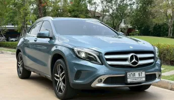 BENZ GLA 200 1.6 URBAN  ปี 2016