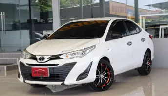 Toyota Yaris Ativ 1.2 J 2018 ไมล์แท้5x,xxxโล รถบ้านแท้ๆ เข้าศูนย์ตลอด ไม่เคยติดแก๊ส ออกรถ0บาท