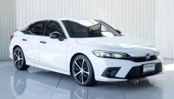HONDA CIVIC, 2.0 e:HEV RS ปี 2022 สีขาว โฉม FE ปี21-ปัจจุบัน