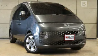 2023 Hyundai Staria 2.2 SEL Van AT ไมล์แท้ 6 หมื่น รับประกันตัวรถ 5 ปี 150,000 KM B1221