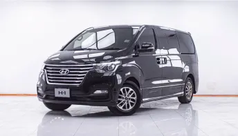 1F334 HYUNDAI H-1 2.5 DELUXE AT 2019