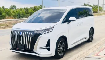 มาพร้อมตกแต่งเพิ่มอีก 250,000++ คุ้มมาก  DENZA D9 PREMIUM FWD MPV 2025 