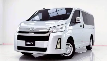 6B636 TOYOTA HIACE 2.8 GL 6MT 2022