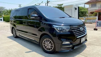 HYUNDAI H1 2.5 DELUXE AT 2021