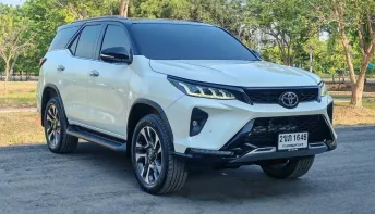 TOYOTA FORTUNER 2.4 Legender Black top 2WD ปี 2022