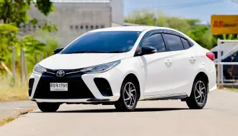 Toyota Yaris Ativ 1.2 Sport A/T ปี 2022