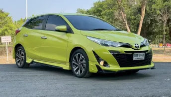 TOYOTA Yaris Eco Hatchback 1.2G A/T TOP ปี 2017