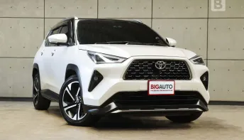 2025 Toyota Yaris Cross 1.5 HEV Premium Luxury SUV AT ไมล์แท้ 1 หมื่น รับประกัน 3ปี 100,000KM B3288