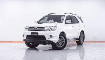 1F364 TOYOTA FORTUNER 3.0 TRD 4WD AT 2010