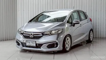 HONDA JAZZ 1.5 i-VTEC S เกียร์MT ปี 2018 สีเทา โฉม ปี14-ปัจจุบัน