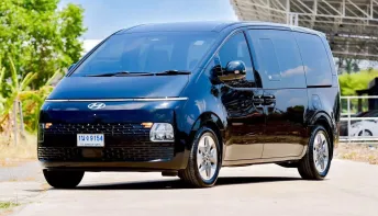 Hyundai STARIA 2.2 Diesel SEL 8A/T ปี 2022 จด 2023