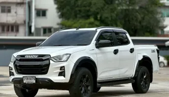 ISUZU D-Max 3.0 V Cross Cab4 (4WD) เกียร์ออโต้ ปี 2022