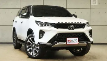 2025 Toyota FORTUNER 2.4 Legender 4WD (Black Top) SUV AT ไมล์แท้ มือแรกจากป้ายแดง B5708