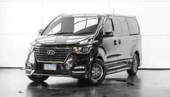  2019 HYUNDAI H1 2.5 DELUXE  A/T