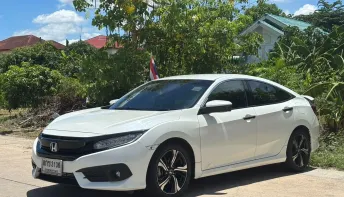 Honda Civic 1.5 Turbo RS ปี 2019 สีขาว