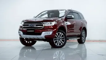 2B475 Ford Everest 2.2 Titanium 2017 รถครอบครัวดีไซน์สวย