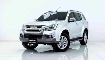 6B627  ISUZU MU-X 1.9 DVD NAVI AT 2017