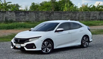 HONDA CIVIC 1.5 TURBO HATCHBACK [FK] ปี 2019 มือแรก ดูแลถึง เซอร์วิสศูนย์ทุกระยะ