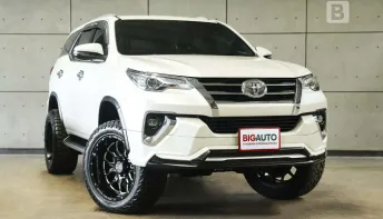 2018 Toyota FORTUNER 2.8 V 4WD SUV AT ไมล์แท้ 6 หมื่น ชุดแต่งแท้รอบคัน B4364