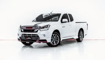 3B578 ISUZU D-MAX 1.9 X-SREIES SPACE CAB MT 2019