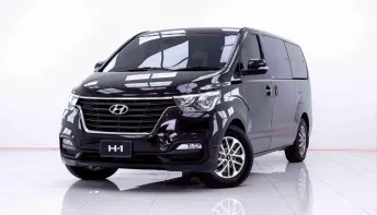 6B710 HYUNDAI H-1 2.5  TOURING AT 2020