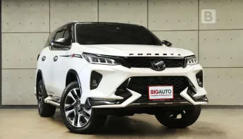2023 Toyota FORTUNER 2.4 Legender (Black top) SUV AT ไมล์แท้ 3 หมื่น รับประกัน 5 ปี 150,000 KM B3322