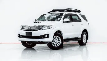 3B576 TOYOTA FORTUNER 3.0 V AT 2011