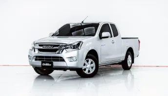 3B589 ISUZU D-MAX 1.9 L SPACECAB MT 2017