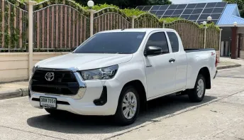 TOYOTA HILUX REVO SMART CAB 2.4 ENTRY Z EDITION ปี 2022 เกียร์Manual สภาพนางฟ้า