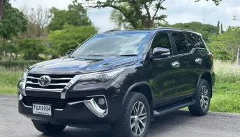 2016 Toyota FORTUNER 2.4 (ปี 15-25) V SUV AT